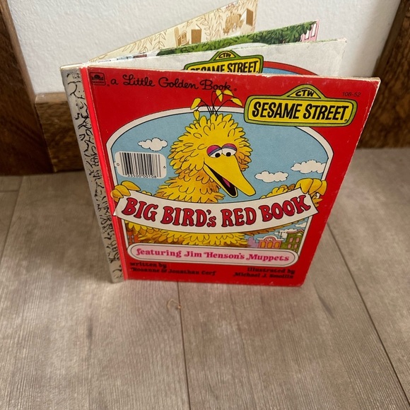 Vintage Children’s Book 1977 Sesame Street Big Bird's Red Book Children’s Book - Picture 10 of 13